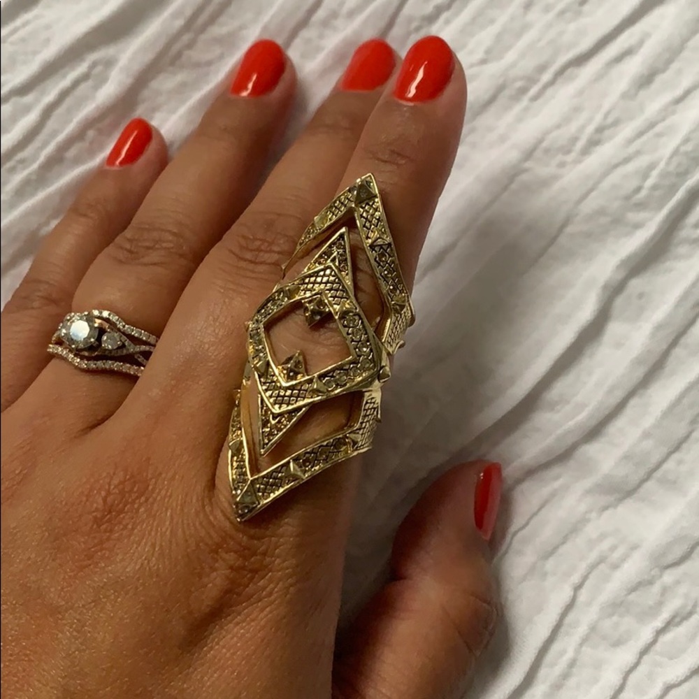 House of Harlow ring